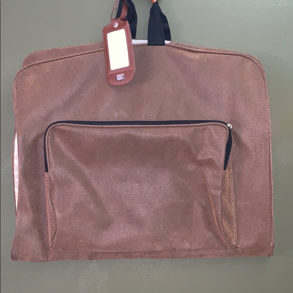 Travel suit bag